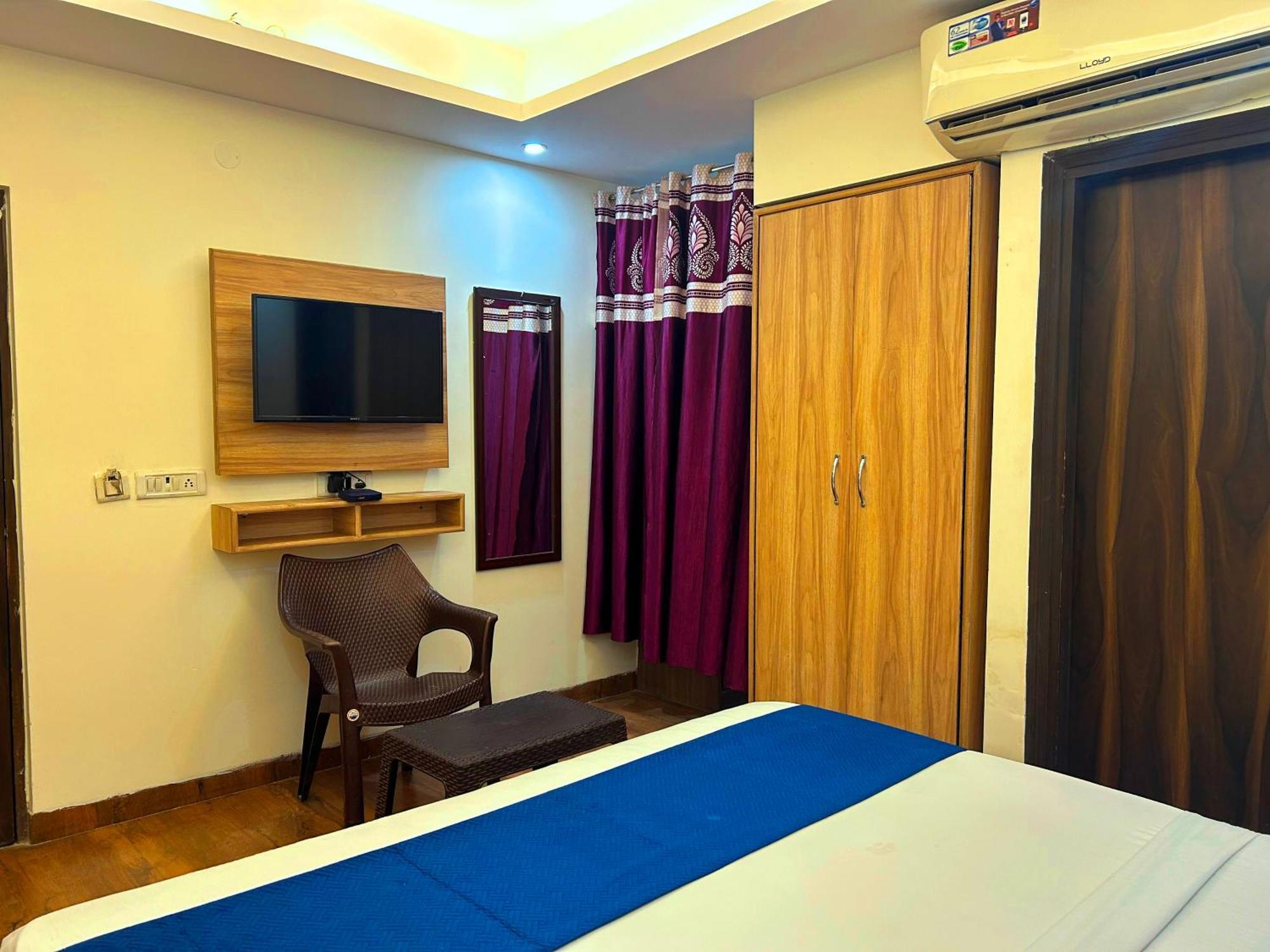 Hotel Golden Bliss At New Delhi International Airport 외부 사진